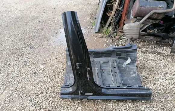 Audi A6 S6 C7 4G Pillar (middle) 