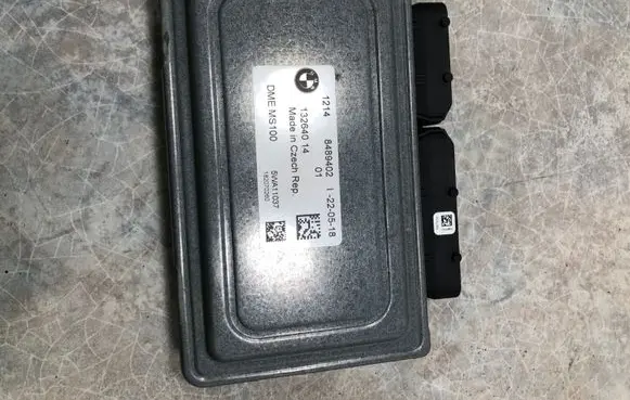BMW i3 Engine control unit/module ECU 8489402 12148489402 13264014