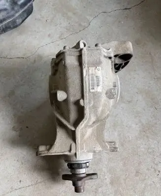 BMW 5 F10 F11 Rear differential 7584448 EAY59Y308 911110410290003