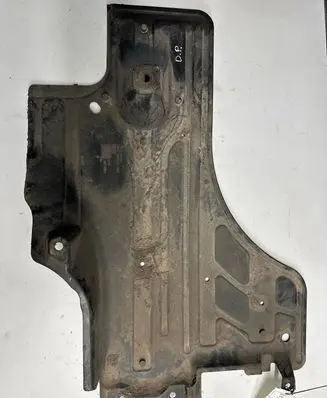 Volvo V70 Engine splash shield/under tray 30736341