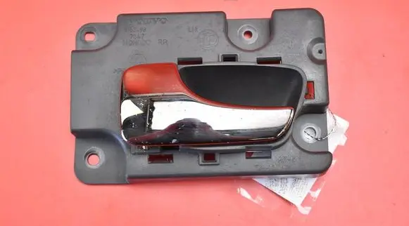 Volvo XC70 Front door interior handle 9152499