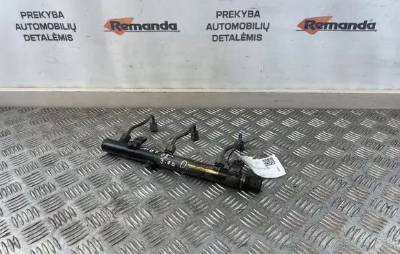 Mercedes-Benz S W221 Fuel main line pipe A6420702595