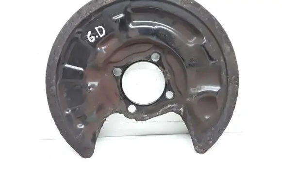Mercedes-Benz A W176 Rear brake disc plate dust cover A2464230520