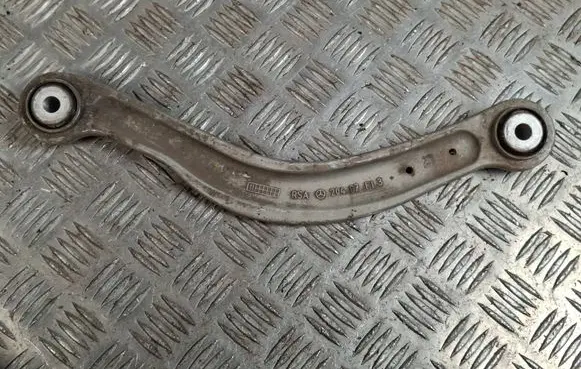 Rear control arm