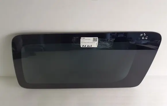 Hummer H3 Rear side window
