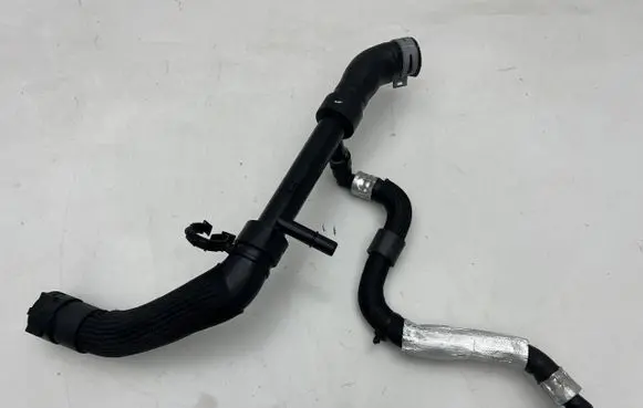 Ford Bronco Engine coolant pipe/hose SULIK1