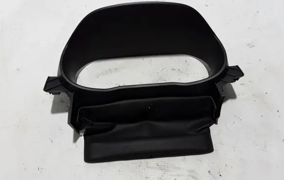 Dacia Duster II Dashboard trim 682405541R