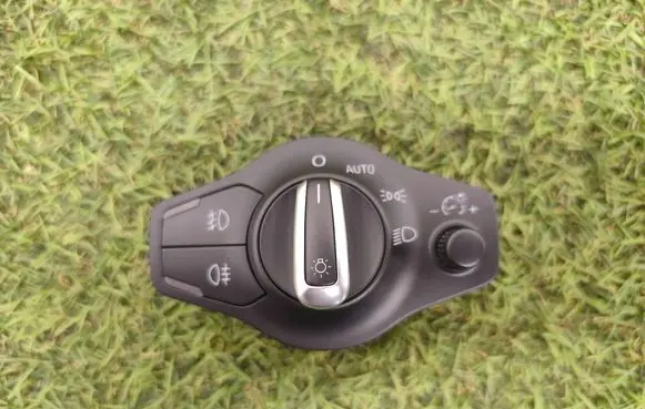 Light switch