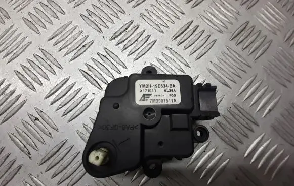 Volkswagen Sharan Central body control module 7M3907511A