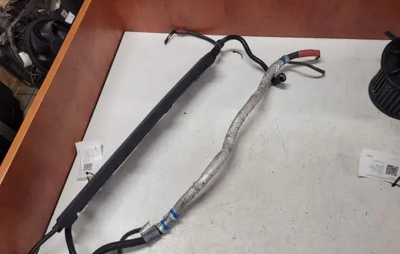 Positive cable (battery)