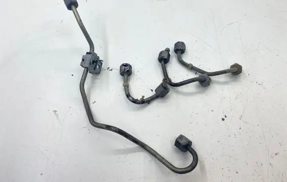 Mitsubishi Outlander Fuel injector supply line/pipe 833541