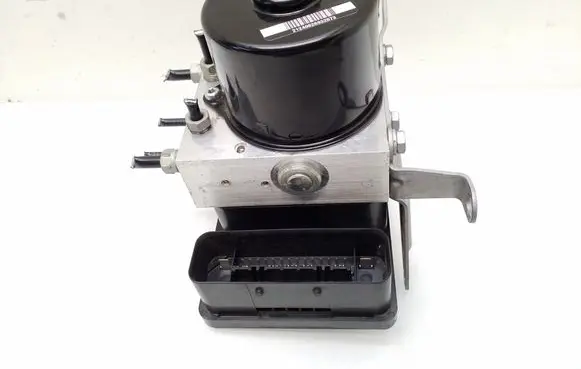 BMW 1 E81 E87 ABS Pump 6784763 6784764