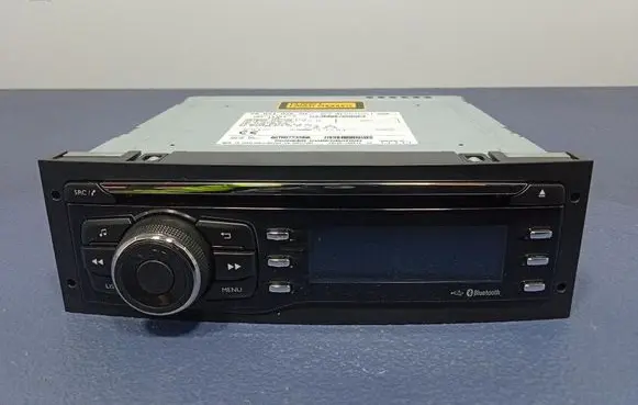 Peugeot 208 I Radio/CD/DVD/GPS head unit 98051026ZD