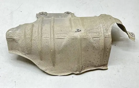 Exhaust heat shield