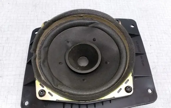 Mitsubishi Space Star Front door speaker 902275498523 MR285940