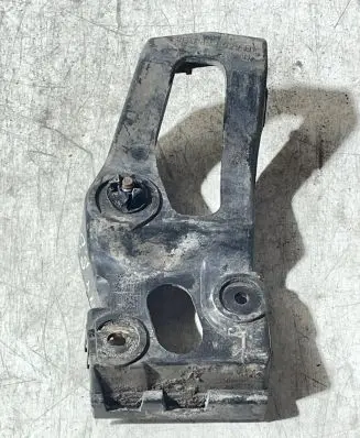 Audi A4 S4 B7 8E 8H Fender mounting bracket 8E0853922D