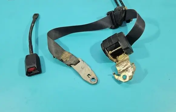Jeep Cherokee XJ Front seatbelt IMPRK1528971