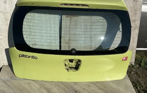 KIA Picanto Tailgate/trunk/boot lid