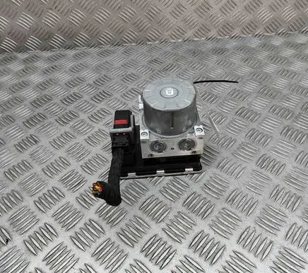BMW 2 F44 ABS Pump 5A7F7E3 5A7F7E2