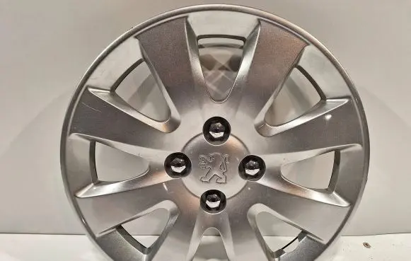Peugeot 107 R15 wheel hub/cap/trim 9651017380