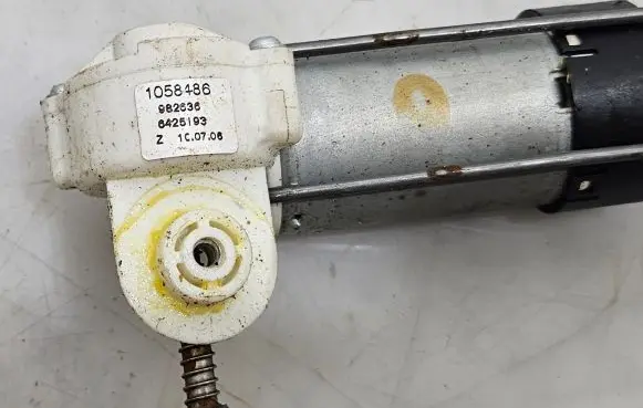 Audi A6 S6 C6 4F Seat adjustment motor 982636