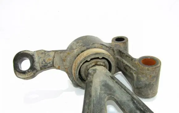 Mini Cooper Countryman R60 Front lower control arm/wishbone 116920910