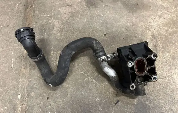 Audi Q5 SQ5 Engine coolant pipe/hose 8R0122101Q 8R0122101