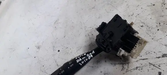 Toyota Corolla Verso E121 Indicator stalk 1736481