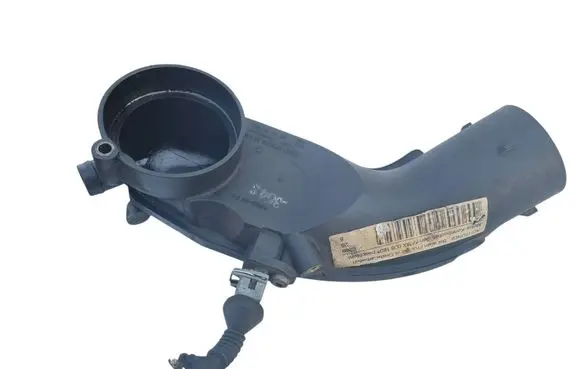 Audi A6 Allroad C5 Air intake duct part 078133356S 3915268911