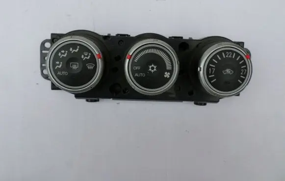 Mitsubishi Outlander Climate control unit 7820A082XB