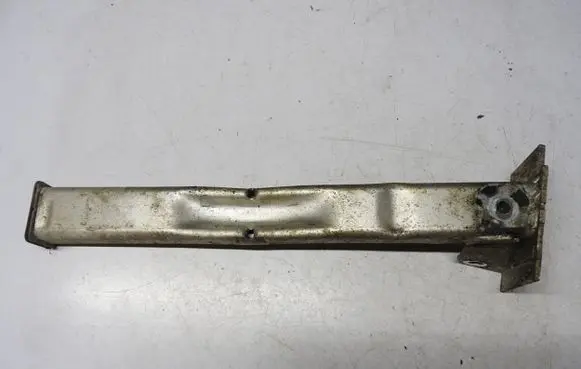 Peugeot 3008 I Front bumper foam support bar 9686219510