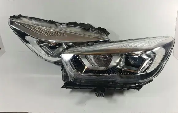 Ford Kuga II Headlights/headlamps set 