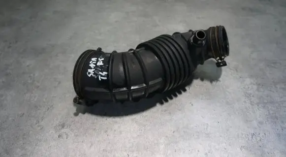 Hyundai Santa Fe Air intake hose/pipe 28138-2P300