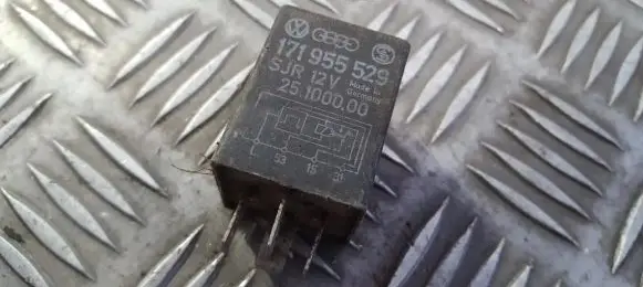 Volkswagen Golf II Other relay 171955529 25.1000.00