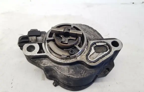 Citroen C5 Vacuum pump D1563B nr8470