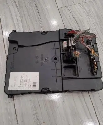 Renault Megane II Comfort/convenience module 8200780007
