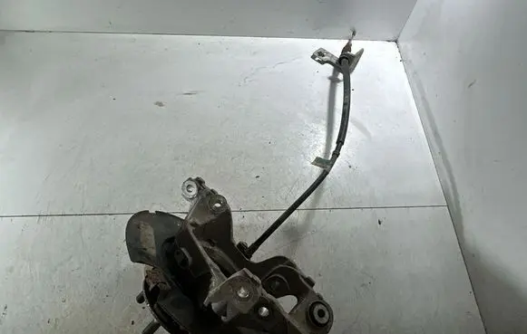 Dodge Challenger Rear wheel hub 68079761AA