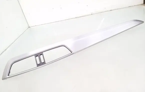 Mercedes-Benz C W204 Dashboard glove box trim A2046807071