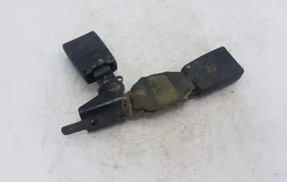BMW X5 E53 Rear seatbelt buckle 707018601 473021