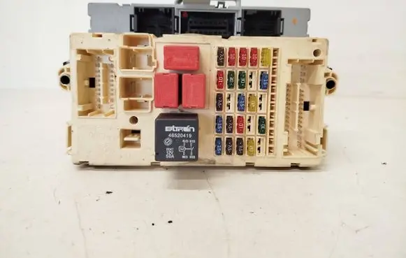 Fiat Stilo Fuse module 46797600 501208940060 BCRL59B