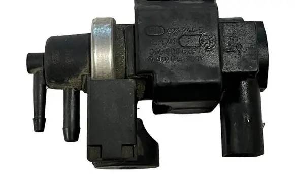 Audi A4 S4 B7 8E 8H Turbo solenoid valve 059906629A 425244
