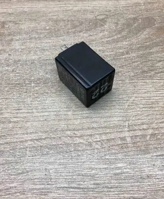 Audi A6 S6 C5 4B Other relay 431953231 4DM004420