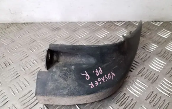 Chrysler Voyager Front mudguard 