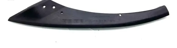 KIA Sorento Under headlight/headlamp trim 