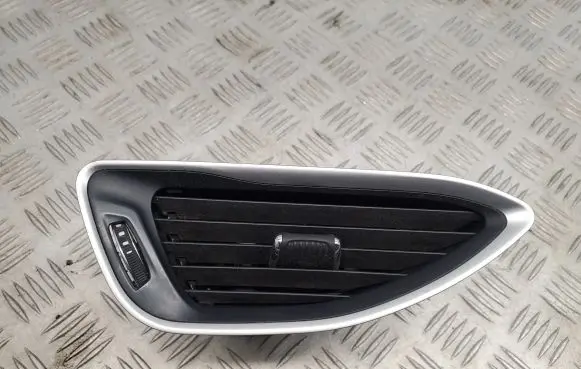 Chrysler Pacifica Dashboard side air vent grill/cover trim 6EC021X9AA