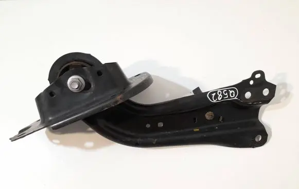 Toyota Corolla E210 E21 Rear control arm 123456Q582