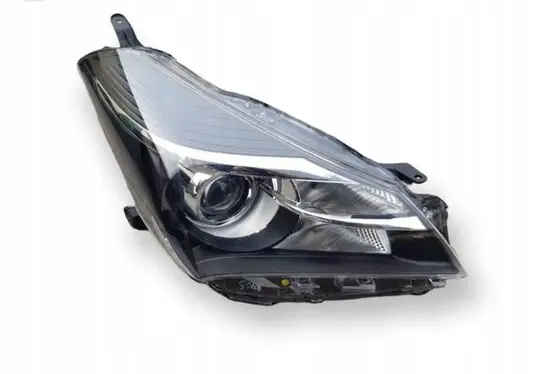 Toyota Yaris Headlight/headlamp