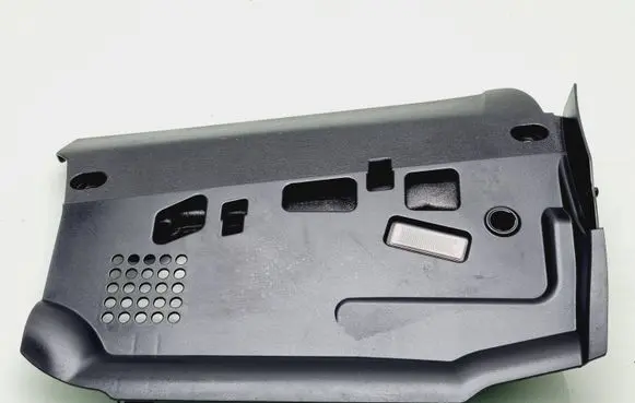 Dashboard lower bottom trim panel