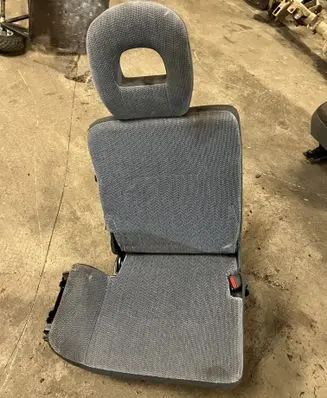 Mitsubishi Pajero Third row seats 
