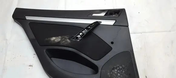 Skoda Octavia Mk1 (1U) Rear door card panel trim 1z9867211